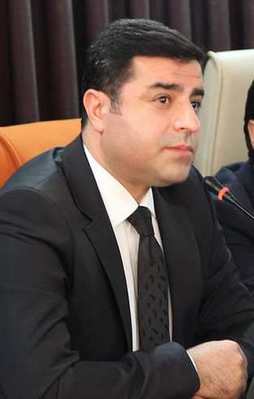 Demirtaş yarın Moskova'ya gidiyor