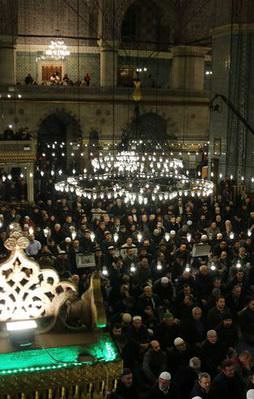 Tüm yurtta Mevlit Kandili coşkusu