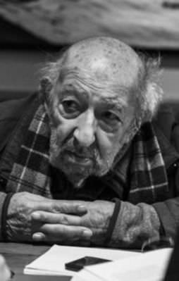 Ara Güler açtı ağzını yumdu gözünü