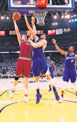 NBA'de Warriors 28. kez galip