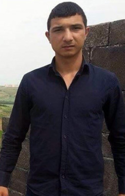 Tam otomatik suikast silahıyla yakalandı