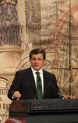 Davutoğlu'ndan Başkanlık sistemi açıklaması