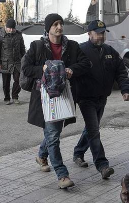 "Usulsüz dinleme" operasyonunda kritik gelişme