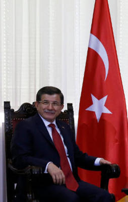 Davutoğlu'ndan önemli açıklamalar