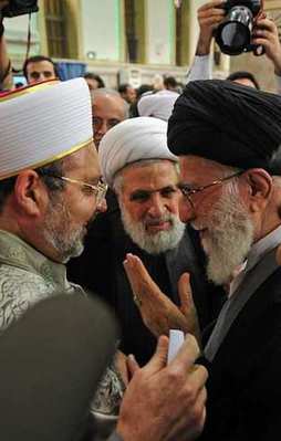 Görmez İran'ın dini lideri Hamaney ile görüştü