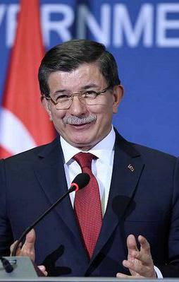 Davutoğlu'ndan asgari ücret mesajı