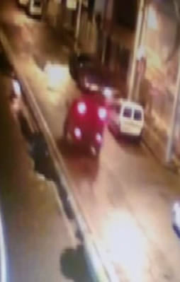 Diyarbakır'da polise bombalı saldırı