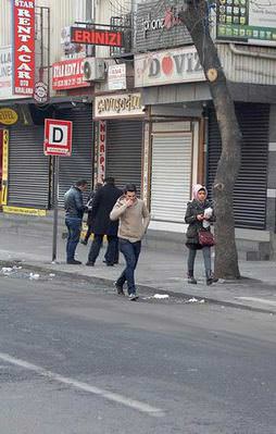 PKK mağduru esnafa devletten yardım