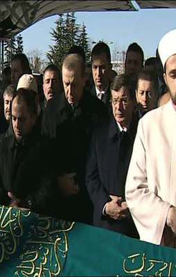 Hasan Karakaya’ya veda