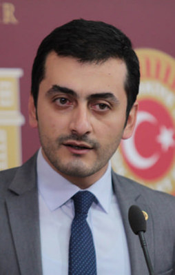 Erdem paralel medyayı kurtarma telaşına düştü