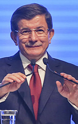 Başbakan Davutoğlu'ndan önemli açıklamalar