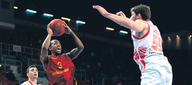 Galatasaray Odeabank Zaragoza'yı dağıttı