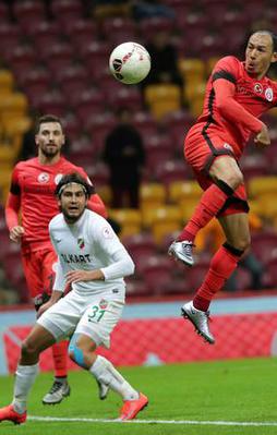 G.Saray 3'te 3 yaptı