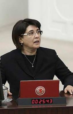 HDP'li Zana 'çaktırmadan' Meclis'e girmiş