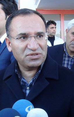 Cuma genelgesi hukuka aykırı değil