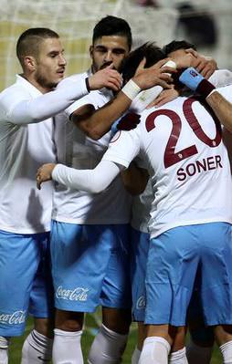 Trabzonspor Adana'da turladı