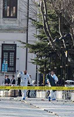 Sultanahmet'teki patlamada ölenlerin isimleri belli oldu