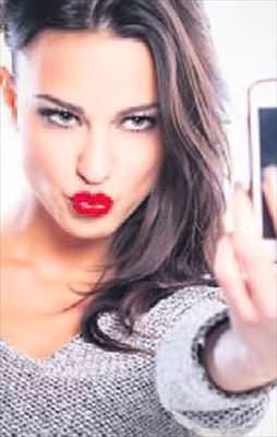 Hindistan'da selfie çekmek yasak