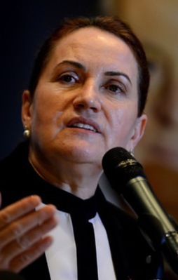 MHP'de imzalar genel kurula teslim edildi