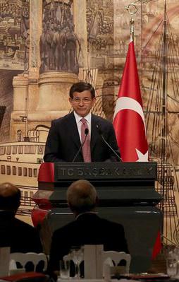 Başbakan Davutoğlu'ndan önemli açıklamalar