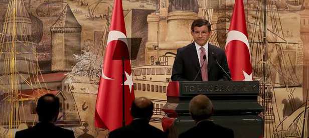Başbakan Davutoğlu yatırımcılara hitap etti