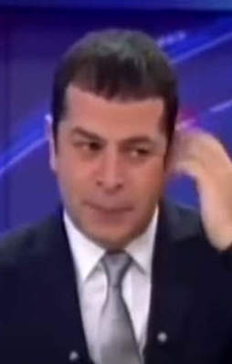 Cüneyt Özdemir yine alay konusu oldu