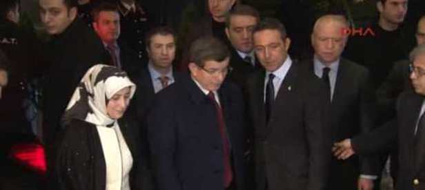 Davutoğlu’ndan Koç Ailesi’ne taziye ziyareti