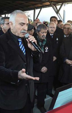 Kamer Genç'in cenazesinde siyasi mesaj