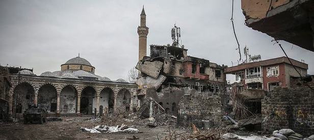 'Ezanlar susmasın' diye camisini terk etmedi