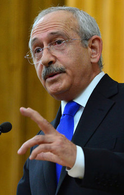 Sözcü yazarı Kılıçdaroğlu'ndan o ismi açıklamasını istedi