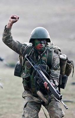 DAEŞ'ten Türk askerine küstah mesaj