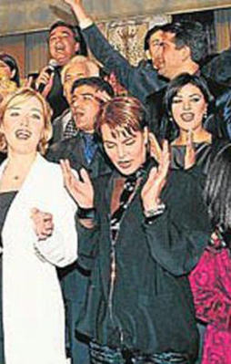 O geceyi ne çabuk unuttun Mahsun