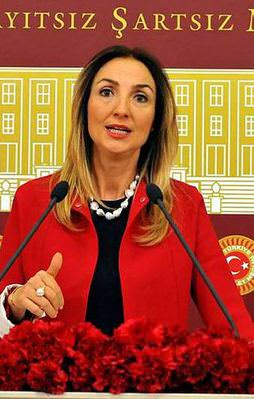 CHP'li Aylin Nazlıaka partiden ihraç ediliyor