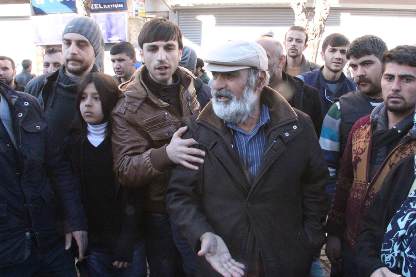 Diyarbakır'da HDP'Li vekillere sert tepki-5