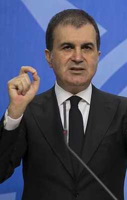 Ömer Çelik: Büyük bir ikiyüzlülük