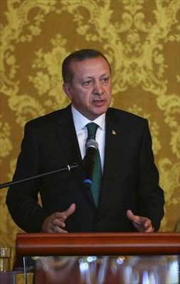 Böyle barış masası olmaz