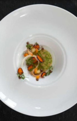 Bu bir lokmalık yemeğin fiyatı yürek hoplatır!