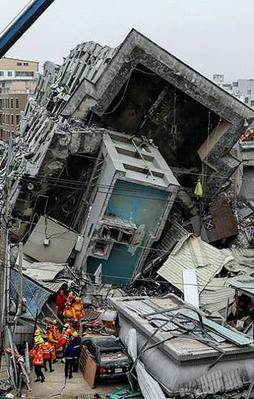 Tayvan'da 6,4 büyüklüğünde deprem: 5 ölü, 155 yaralı