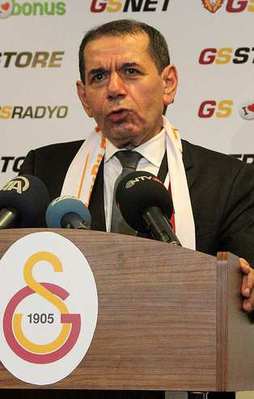 Dursun Özbek'ten Burak Yılmaz açıklaması