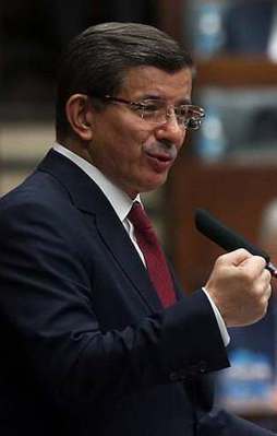 Davutoğlu'ndan önemli açıklamalar
