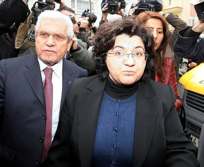 Cumhuriyet Ayna'ya baktı