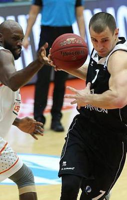 Banvit ULEB'de son 16'ya kaldı!