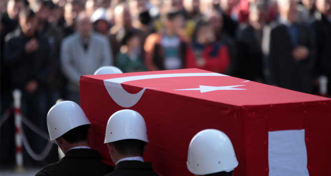 Cizre ve Sur'da iki asker şehit