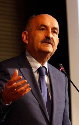 “Almanya bizden fakir mi?"