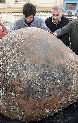 Balıkçı ağına antik çağdan kalma küp takıldı