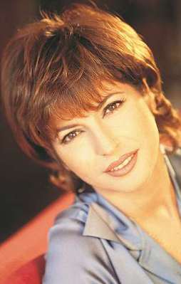 Naşide Göktürk hastaneye kaldırıldı