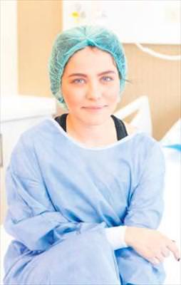 Gözlüklere veda etti