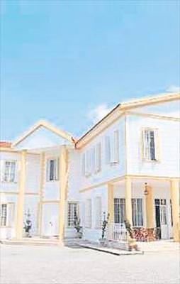 Hanımın sahte içkileri!