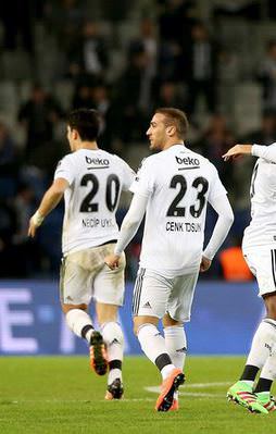 Kartal 1 puanı kurtardı