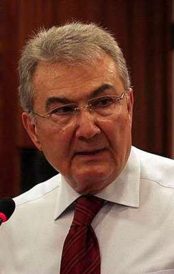 Baykal'dan Kılıçdaroğlu'na sert yanıt